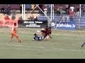 ملاعب إندونيسيا..حارس المرمى يقتل المهاجم الخصم بركلة واحدة (فيديو)