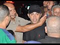 بالفيديو.. أحمد السقا ينهار بالبكاء أثناء تشييع جثمان خالد صالح
