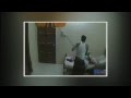 فيديو.. كاميرا سرية ترصد إعتداء خادم على رجل مسن أثناء ذهاب الأبناء لأعمالهم