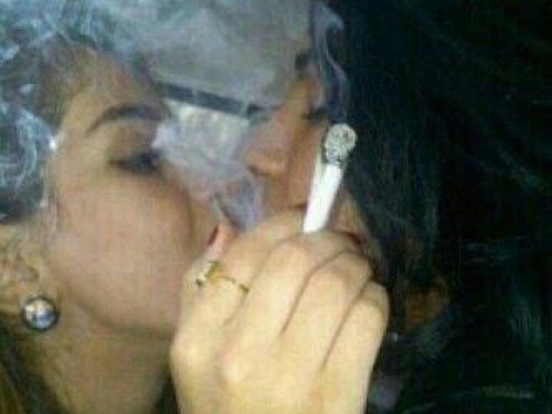 الحشيش ودماغه وأخر مسخرة