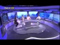 بالفيديو رد فعل مذيعي التليفزيون الجزائري لحظة وقوع زلزال على الهواء