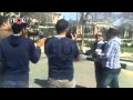 بالفيديو.. مؤيد للسيسي يضرب أحد المعارضين بـ"الحذاء" أمام العليا للانتخابات