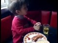 Kinder Surprise الطفل المسكين ومفاجأة
