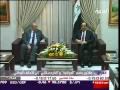مذيعة العربية تضحك بشدة على الهواء بسب سقوط زميلتها
