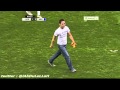 فيديو: شاب يقتحم الملعب اثناء المباراة فقط للسلام على ميسي